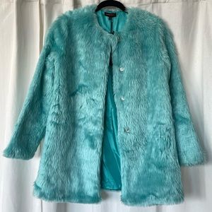 NWT Baby Blue Faux Fur Coat💧